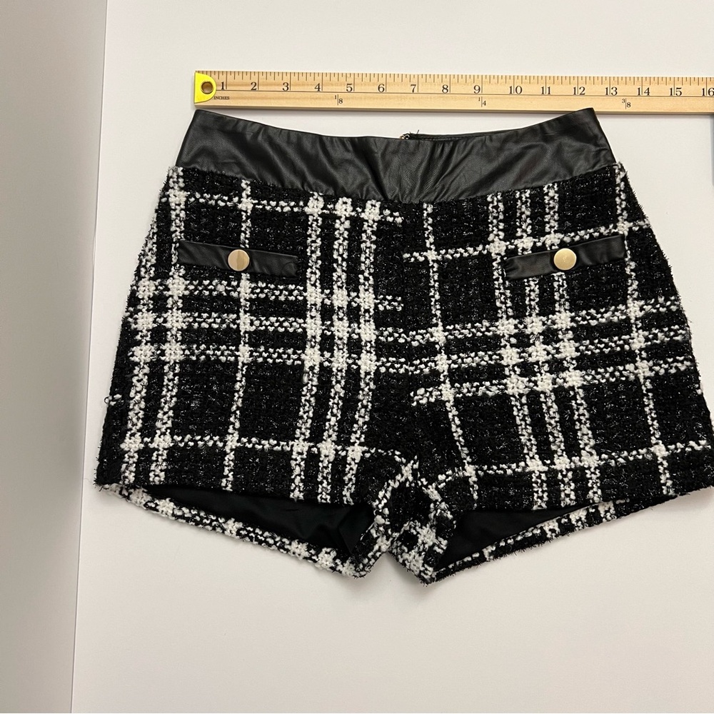 4 Pairs of Akira Shorts Size Small BUNDLE - Picture 10 of 15